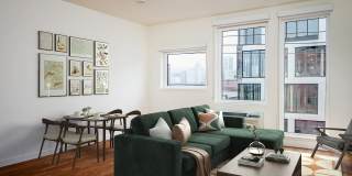 Jute Gallery 16