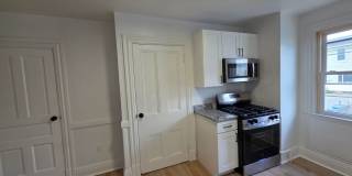 Newly Updated 3 bedroom 1 bathroom Apartment for Rent! Gallery 3