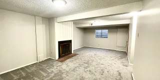 Beautifully updated 3 bedroom 2 bath home in Greeley! Gallery 17
