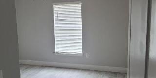 2022 Northeast 25th Terrace Gallery 2