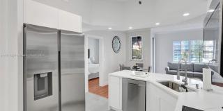 3245 Northeast 184th Street Gallery 1