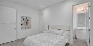 5742 Brookfield Cir E Gallery 14