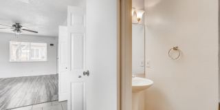ADORABLE TOWN HOME with BALCONY and a GREAT SIZE PATIO/"BACKYARD" Gallery 14