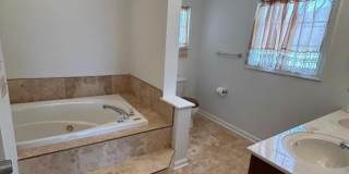 91 Roseland Ave Gallery 27