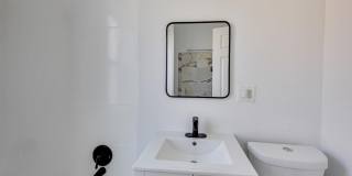 3047 W Berteau Avenue Gallery 10