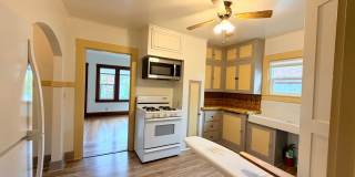 Charming 1BD/1BA Cottage Walkable to Downtown Petaluma Gallery 1