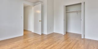 180 Riverside Boulevard 180 Riverside Boulevard Gallery 55