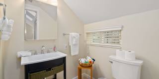 Diamond Head Luxe Five-Bedroom Estate with Private Pool Gallery 45