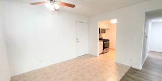 400-420 N. Oakland Ave. Gallery 21