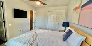 235 Pelican Place Gallery 10