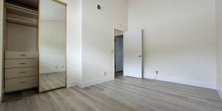 31 Eastern Ave Gallery 24