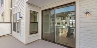 22589 AMENDOLA Terrace Gallery 38