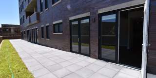 3833 N Broadway Gallery 356