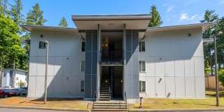 Beautiful Ground-Floor Condo Near Microsoft Beautiful Ground-Floor Condo Near Microsoft Gallery 1
