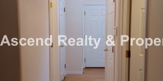 Garden Home 4 Bed & Office Quick Access to Beaverton/Dntn PDX, Rec Center, Washington Square Gallery 9