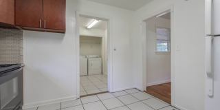 4 bed 2 bath house, Walk to Stadium!! Available July 2026 Gallery 23