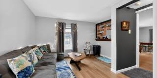 2100 E DAUPHIN Street Gallery 25
