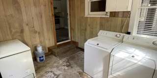 935 Allen Avenue Gallery 23