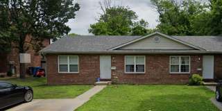2 bed 1 bath duplex! Gallery 1