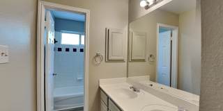 352 Meadow Gallery 14