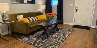 Room in 4 Bedroom Home at Jones Ave NW Gallery 13