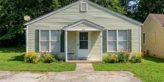 Bemis Welcomes You! Cozy 3 Bedroom! AVAILABLE NOW!!! Gallery 1