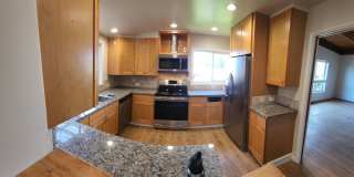 Large 5 Bedroom Home close to Poly Campus!! Gallery 34