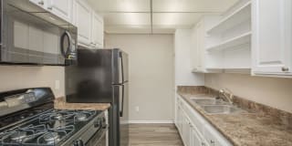 Huntington Highlander Apartment Homes Gallery 17