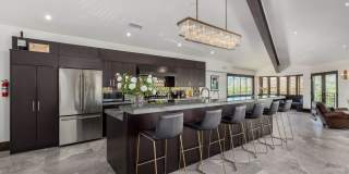 Stunning 7BR House in Camelback Canyon Gallery 22
