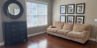 Furnished 2 Bedroom in Winstead Commons! Convenient to Lawndale Dr, Battleground Ave, and More! Gallery 10