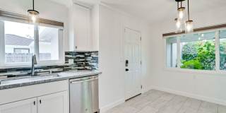 Rare 2 Bed 1 Bath Home with Huge Private Backyard Gallery 10