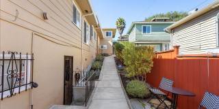 2033 High St - 1 Bedroom | 1 Bath | Triplex Unit Gallery 4