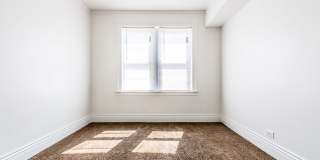 11250 S. Indiana Ave Gallery 11