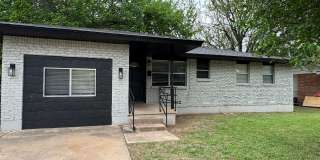 421 NW 57th St - AVAILABLE NOW! Gallery 1
