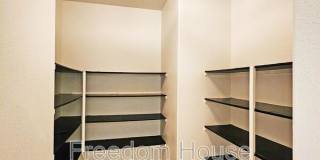 3821 East Weld Avenue Gallery 16