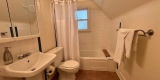 202 E Foster Ave Gallery 31