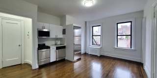 28 Grove St Gallery 1