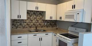 918 Northwest 24th Avenue Gallery 4