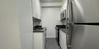 159 E 57th St Gallery 4