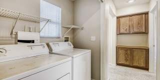 Mountains Edge - 3 bedroom, 2.5 bath cul-de-sac home! Gallery 27