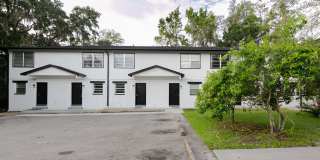Oak Terrace Gallery 27