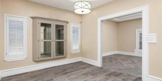 413 E Wisteria Avenue Gallery 4
