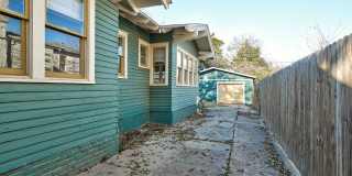 Fantastic Remodeled 4BD/2BTH in the Paseo District Gallery 32
