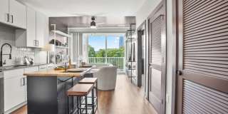 555 Boulevard Gallery 25