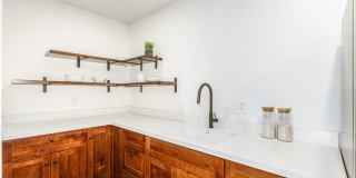 2402 W WELDON Avenue Gallery 10