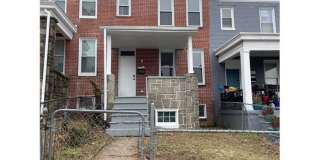 799 Linnard Street Gallery 2