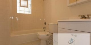 1411 W Erie Gallery 4