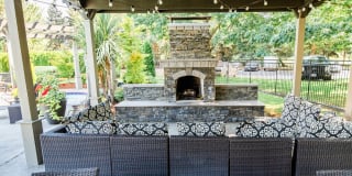 Signature Pointe Gallery 33