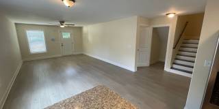 Pre-Leasing Now for 2026 UK School Year! Gallery 5