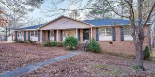 Charming 3 bedroom, 2 bathroom home located in Irmo, SC Gallery 1